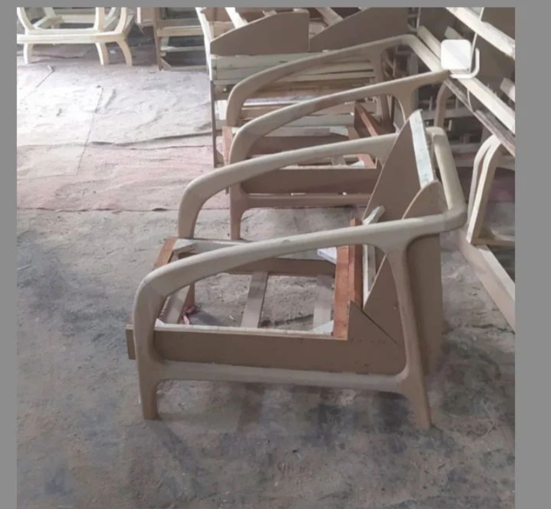 مبل تک نفره